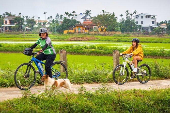 1776825306_Vietnam coast cycling tour.jpg